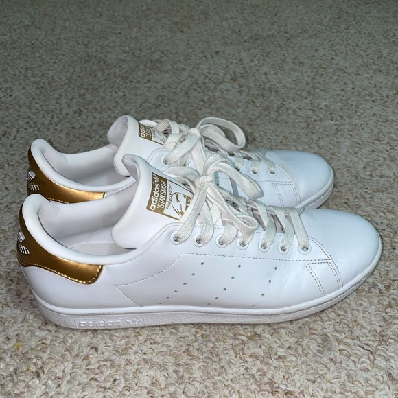 Adidas Gold and White Stan Smith - Picture 2 of 6